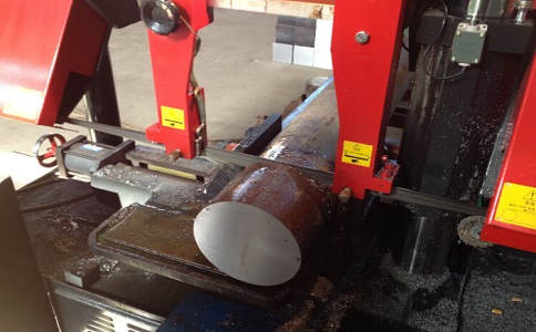 咸安卧式带锯床加工时出现明显振荡如何排查？